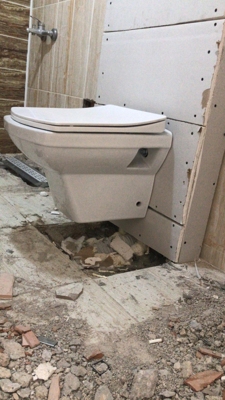 Tuvalet montaj ve bağlantı çalışması